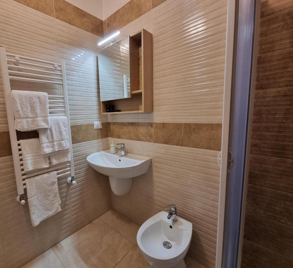 Nettuno Bari Apartment Bagian luar foto